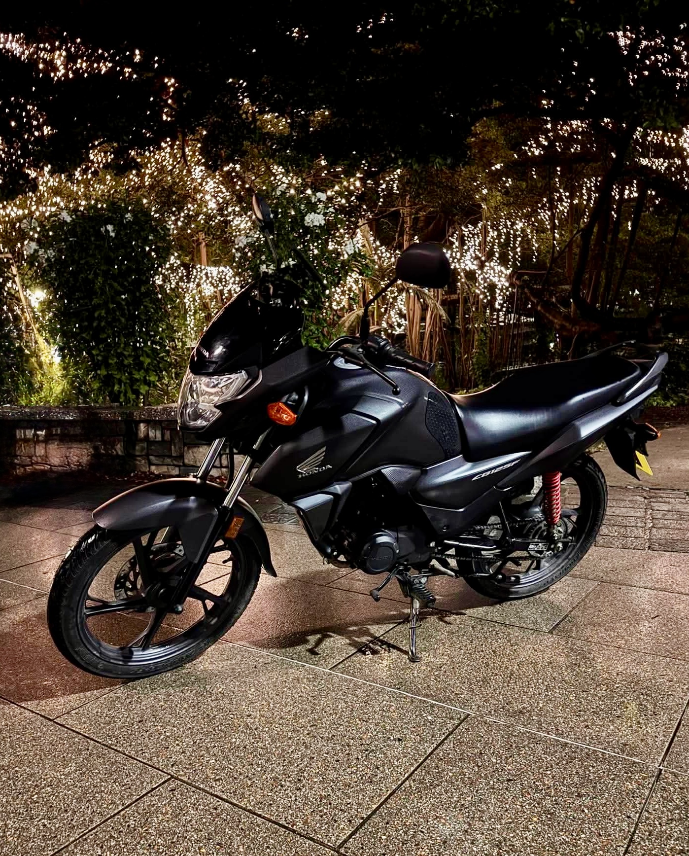 Honda CB125F